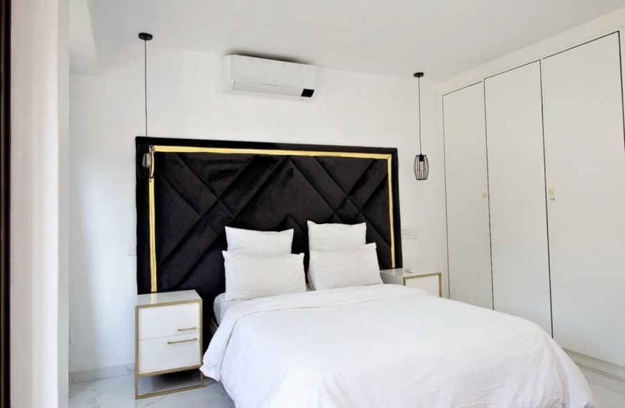 To Let 5 Bedroom Property for Rent in Hurlingham Gardens Gauteng