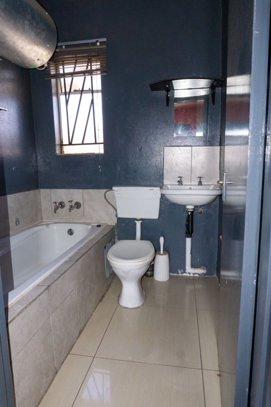 2 Bedroom Property for Sale in Fleurhof Gauteng