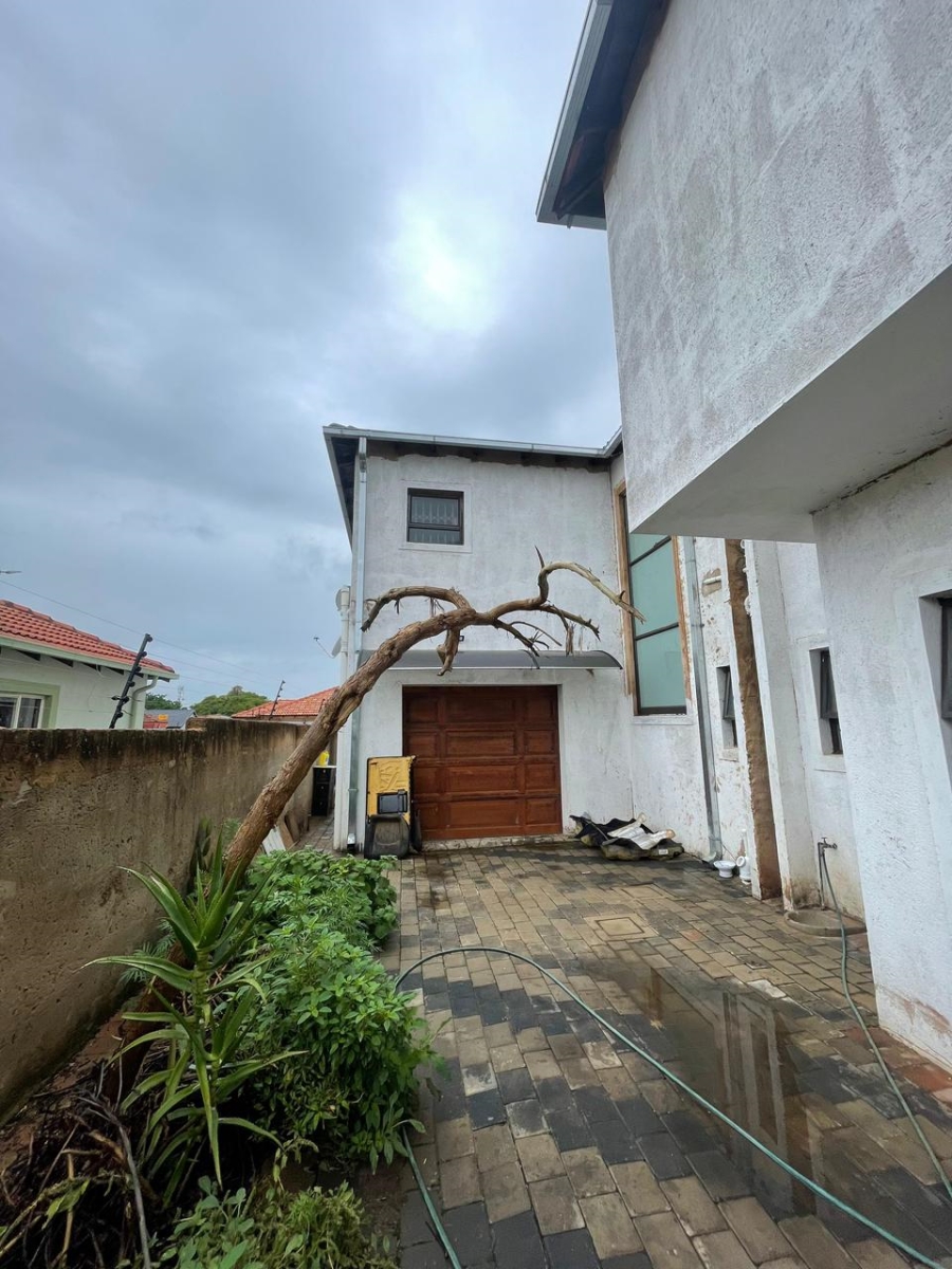 5 Bedroom Property for Sale in Karenpark Gauteng