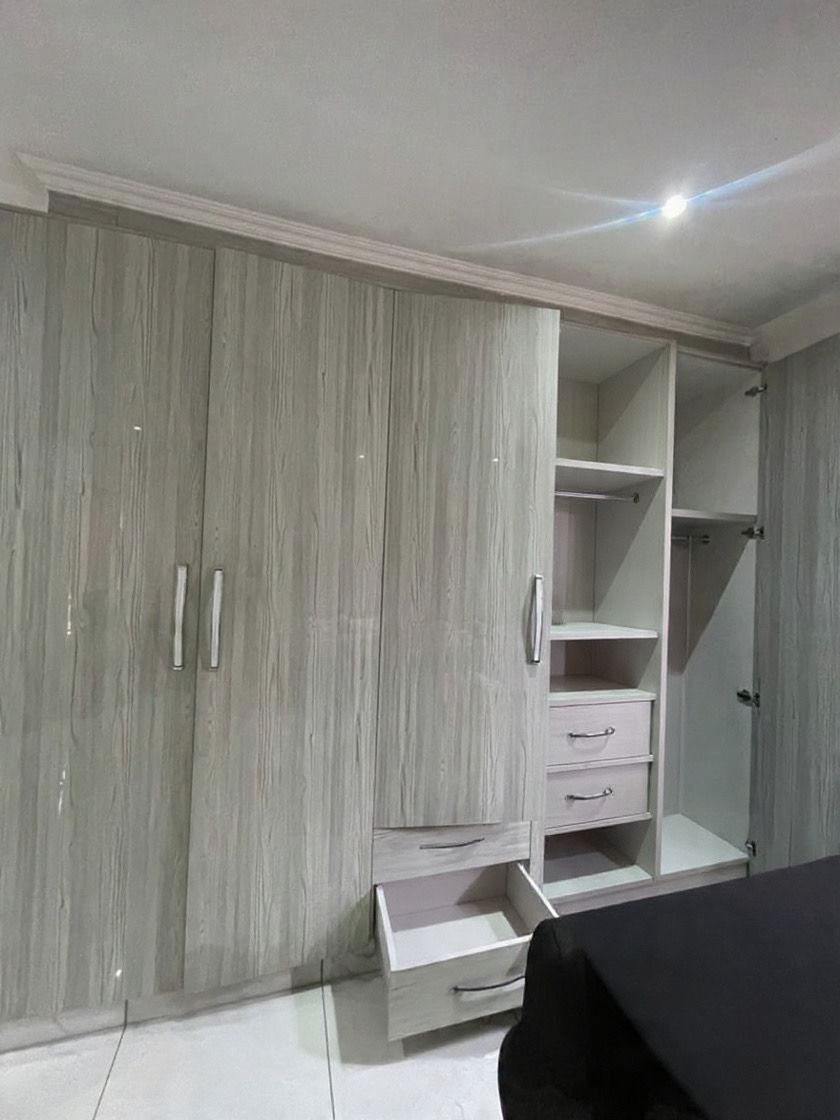 5 Bedroom Property for Sale in Karenpark Gauteng