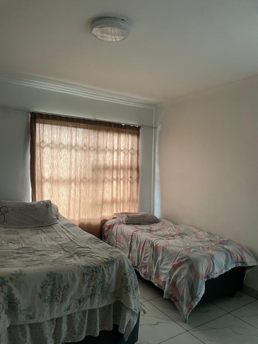 5 Bedroom Property for Sale in Karenpark Gauteng