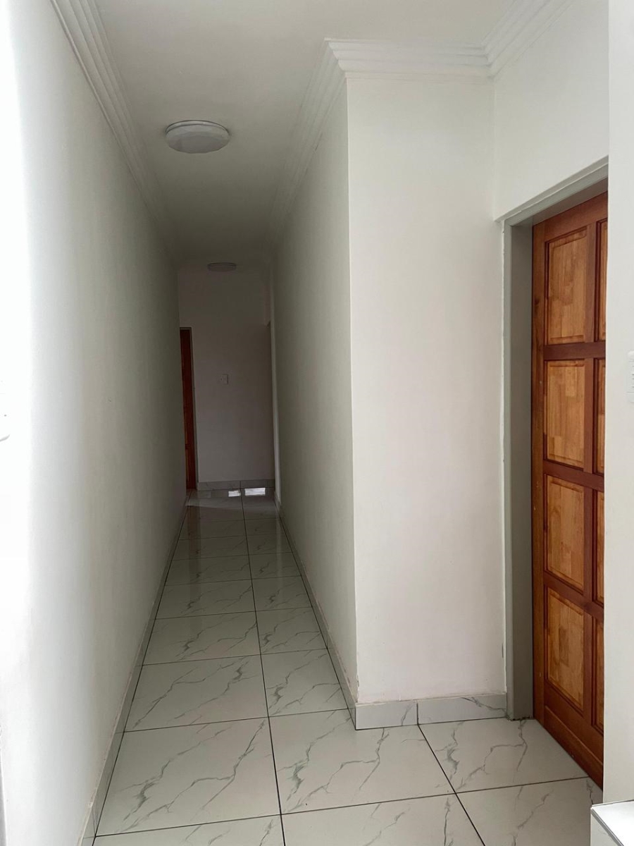 5 Bedroom Property for Sale in Karenpark Gauteng