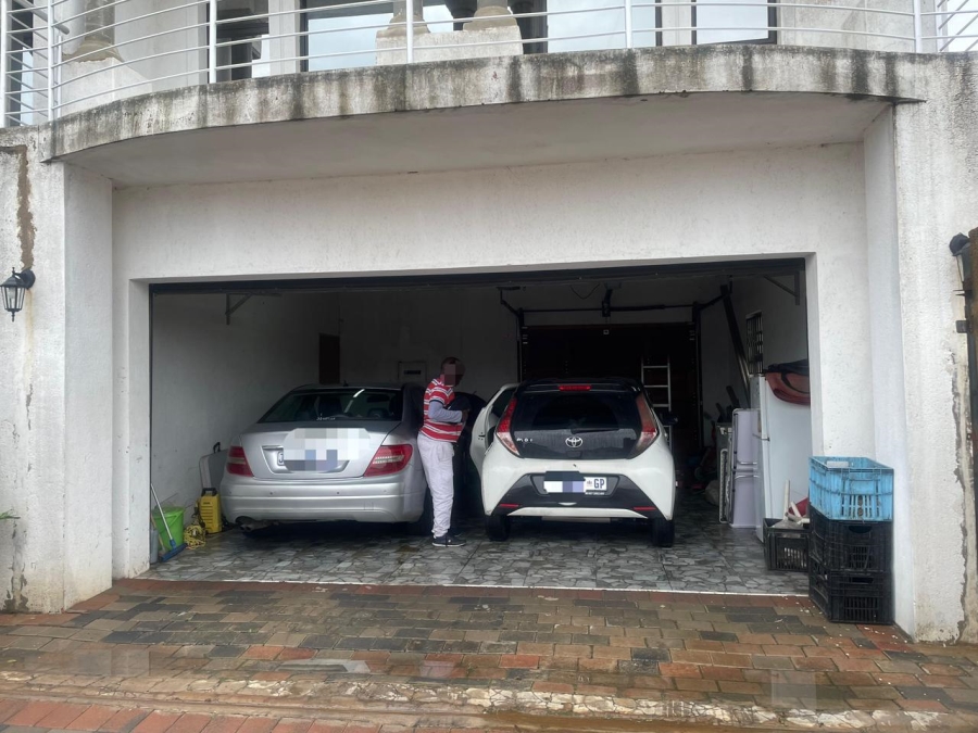 5 Bedroom Property for Sale in Karenpark Gauteng