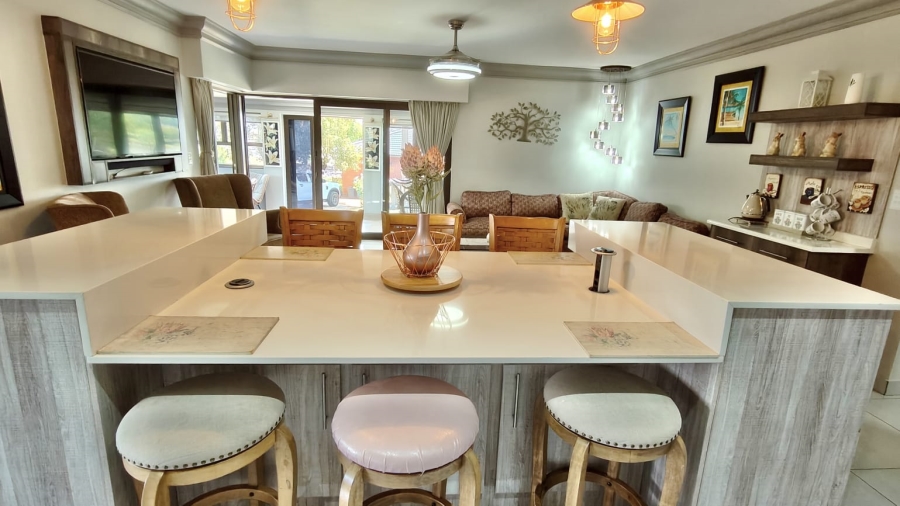 4 Bedroom Property for Sale in Vaal Marina Gauteng