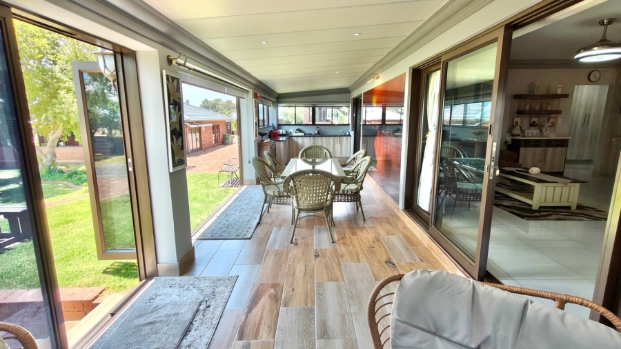 4 Bedroom Property for Sale in Vaal Marina Gauteng