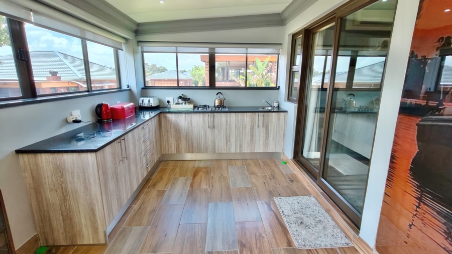 4 Bedroom Property for Sale in Vaal Marina Gauteng