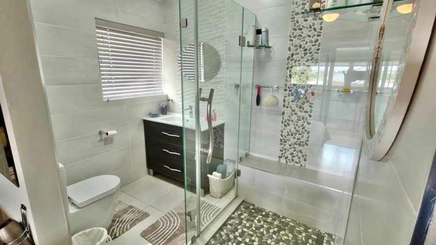 4 Bedroom Property for Sale in Vaal Marina Gauteng