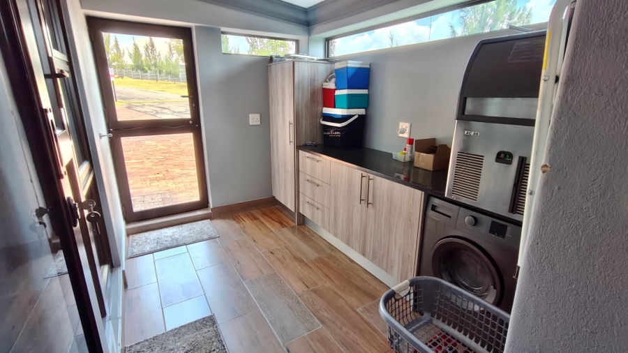 4 Bedroom Property for Sale in Vaal Marina Gauteng