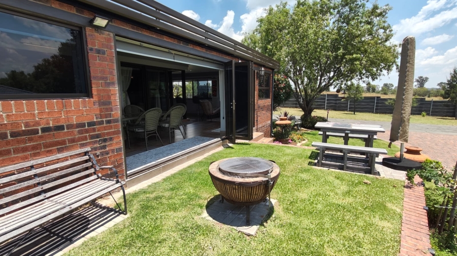 4 Bedroom Property for Sale in Vaal Marina Gauteng