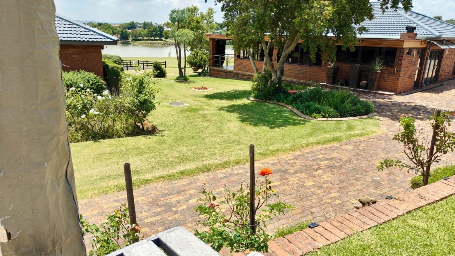 4 Bedroom Property for Sale in Vaal Marina Gauteng