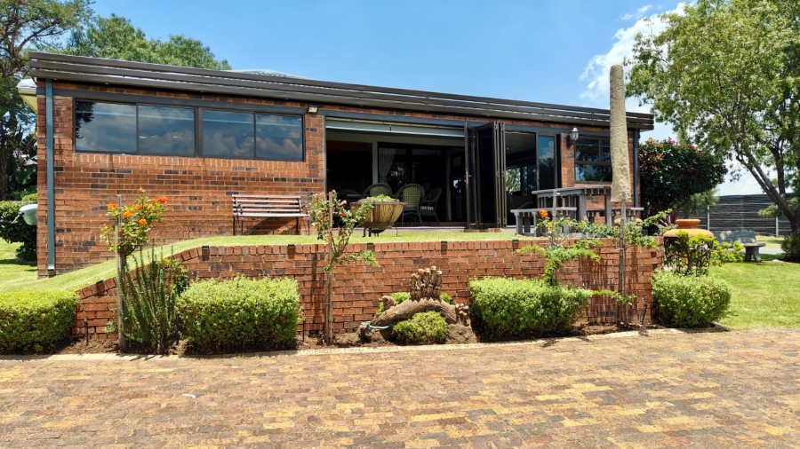 4 Bedroom Property for Sale in Vaal Marina Gauteng