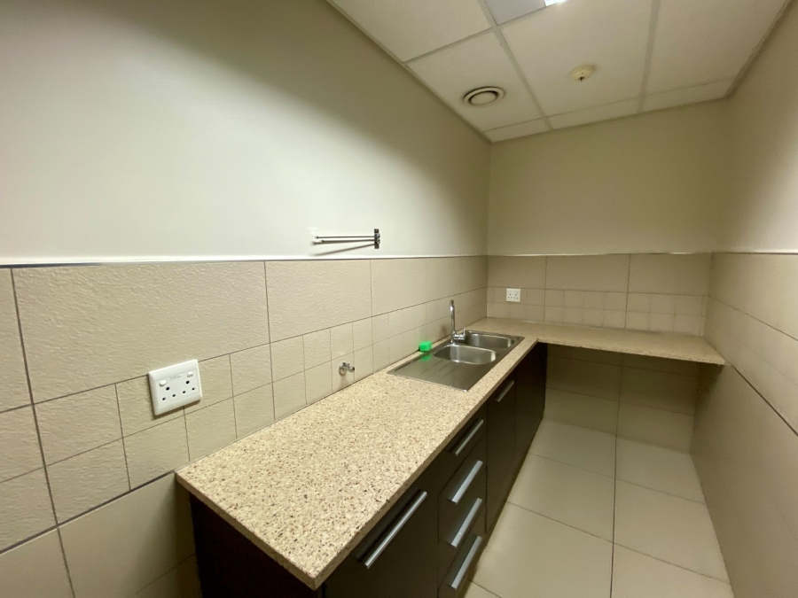 To Let Commercial Property for Rent in Lynnwood Manor Gauteng