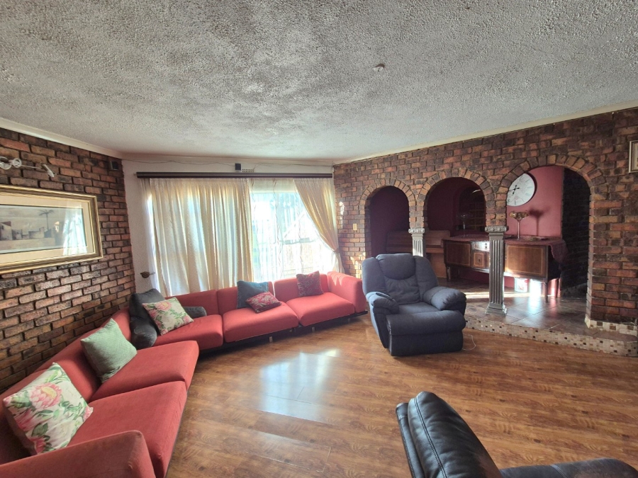 Commercial Property for Sale in Stefano Park Gauteng