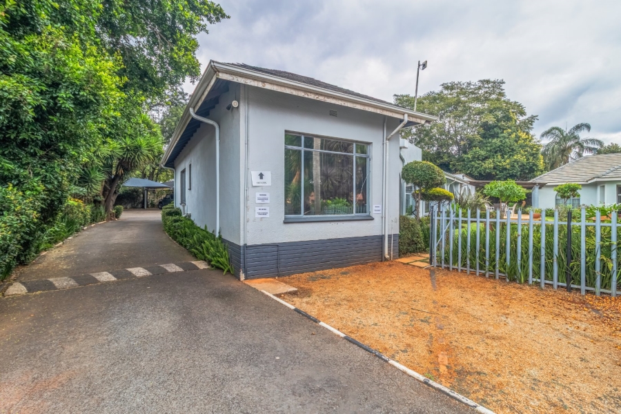 6 Bedroom Property for Sale in Bedfordview Gauteng