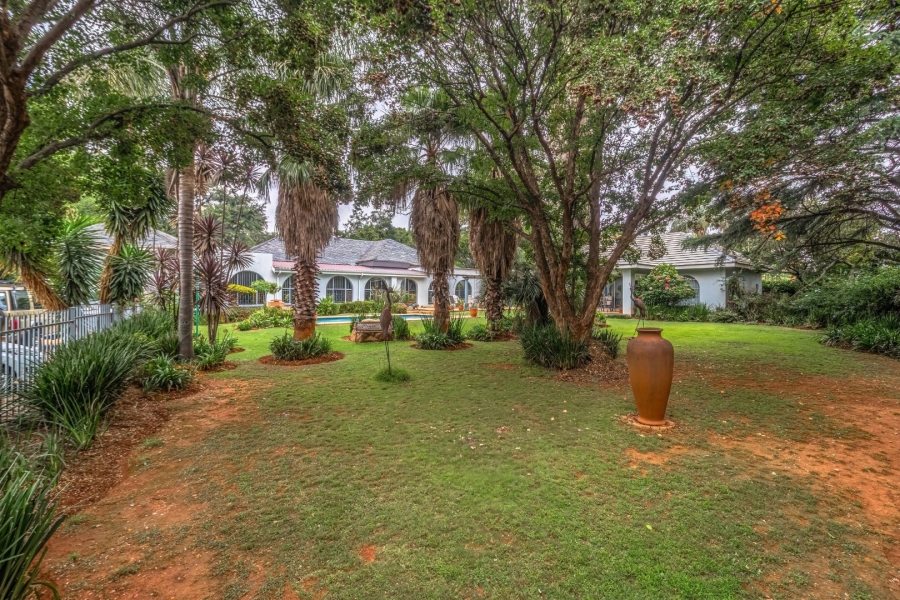 6 Bedroom Property for Sale in Bedfordview Gauteng