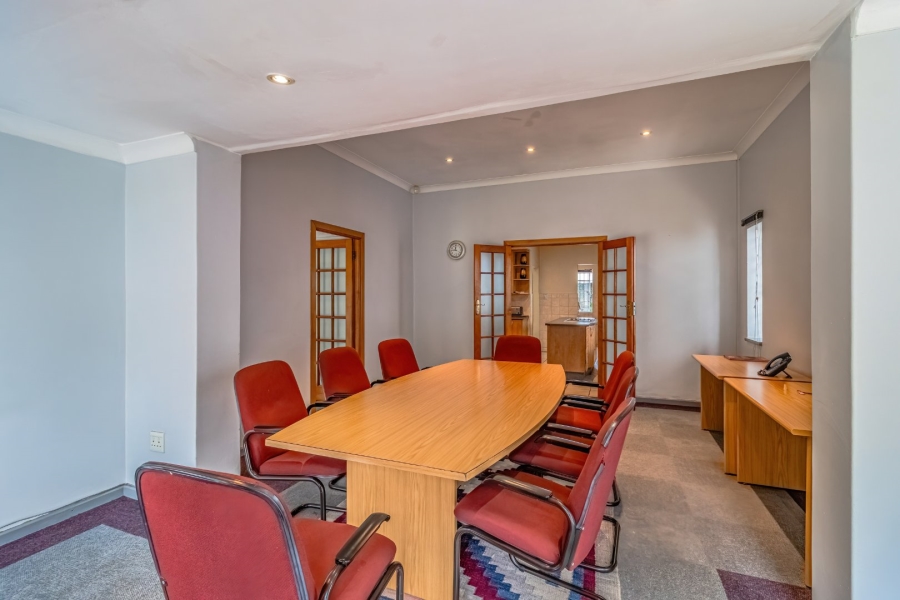 6 Bedroom Property for Sale in Bedfordview Gauteng