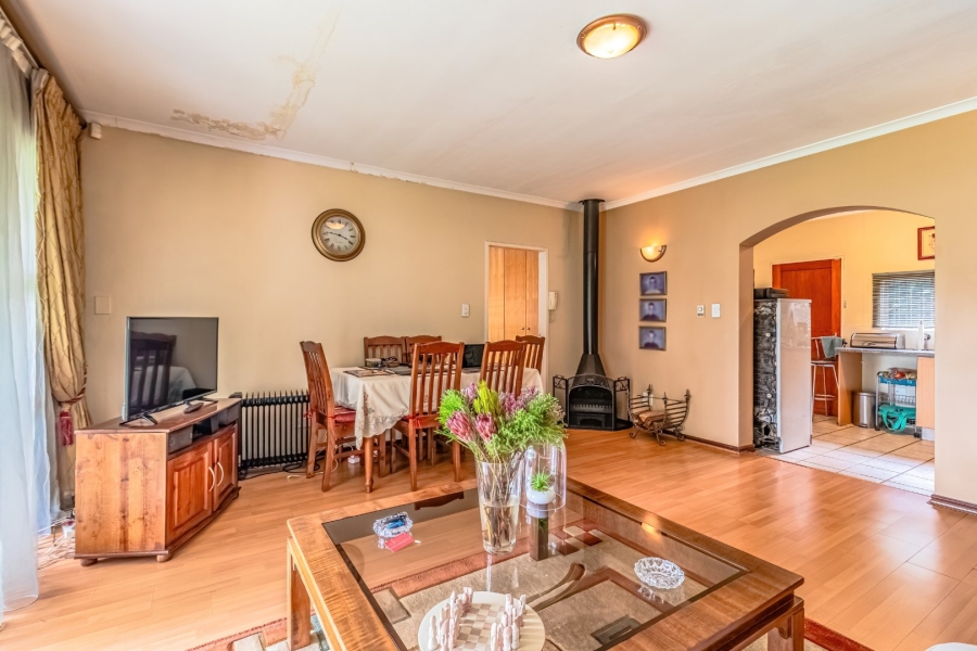 6 Bedroom Property for Sale in Bedfordview Gauteng