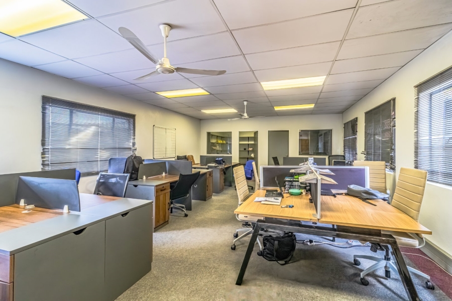 6 Bedroom Property for Sale in Bedfordview Gauteng