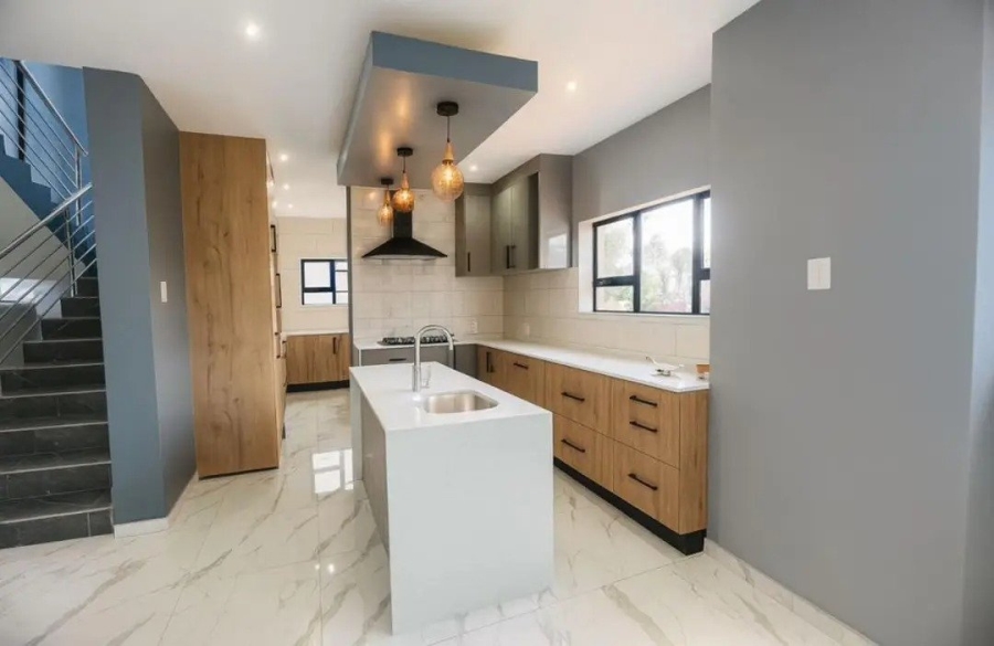 3 Bedroom Property for Sale in Amandasig Gauteng