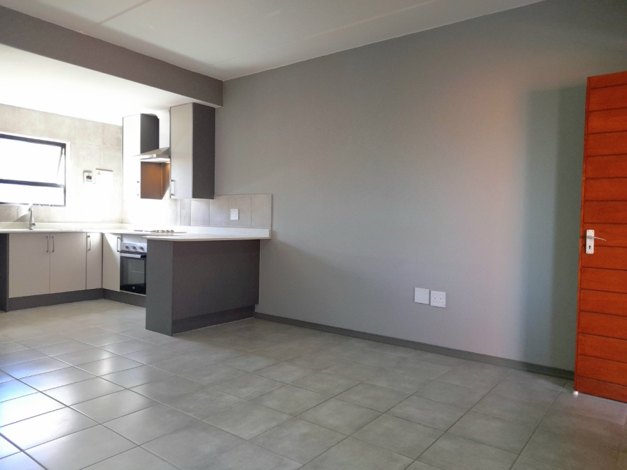 2 Bedroom Property for Sale in Witpoortjie Gauteng