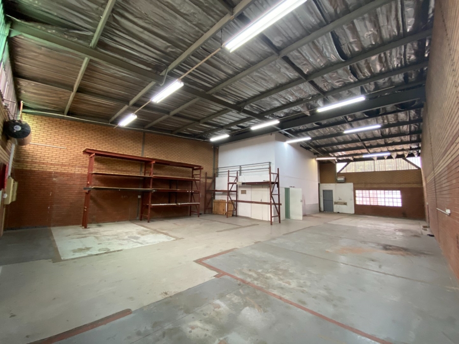 To Let Commercial Property for Rent in Hennopspark Industrial Gauteng