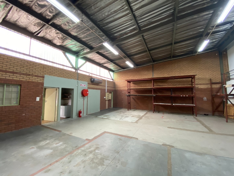 To Let Commercial Property for Rent in Hennopspark Industrial Gauteng