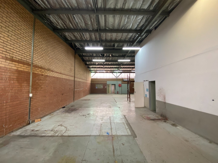 To Let Commercial Property for Rent in Hennopspark Industrial Gauteng