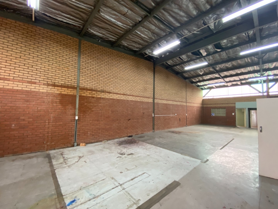 To Let Commercial Property for Rent in Hennopspark Industrial Gauteng