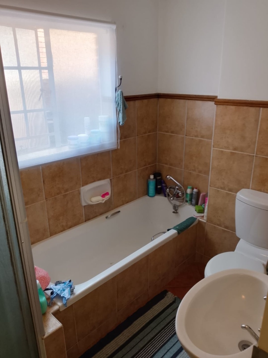 2 Bedroom Property for Sale in Equestria Gauteng