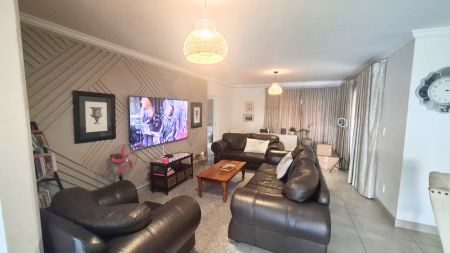 5 Bedroom Property for Sale in Terenure Gauteng