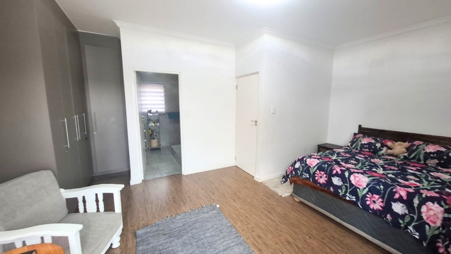 5 Bedroom Property for Sale in Terenure Gauteng