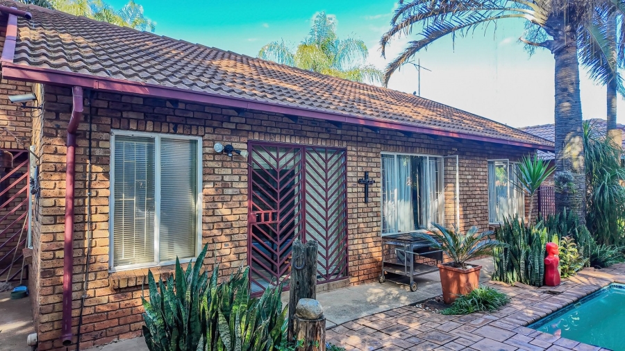 3 Bedroom Property for Sale in Doornpoort Gauteng