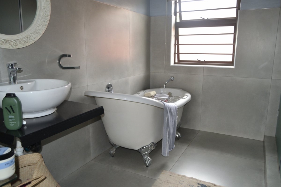3 Bedroom Property for Sale in Croydon Gauteng