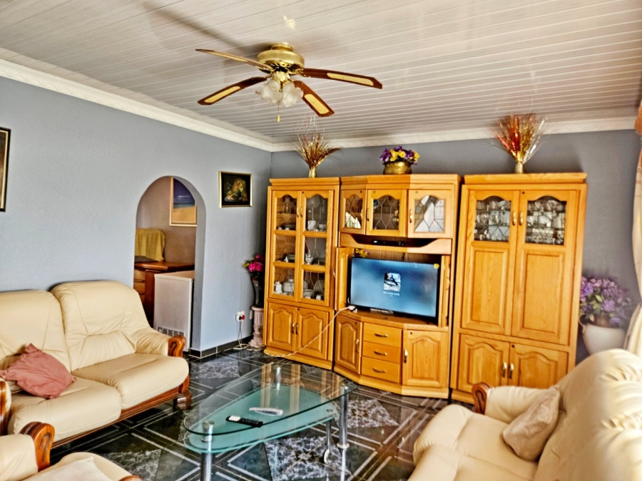 4 Bedroom Property for Sale in Norkem Park Gauteng