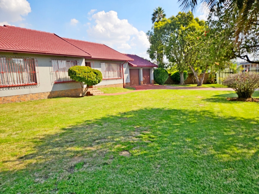 4 Bedroom Property for Sale in Norkem Park Gauteng
