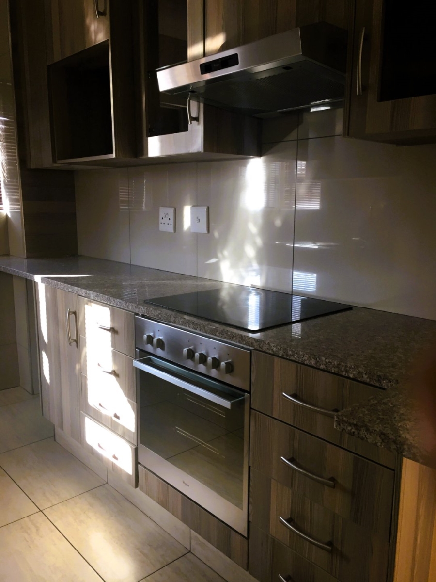 3 Bedroom Property for Sale in Equestria Gauteng