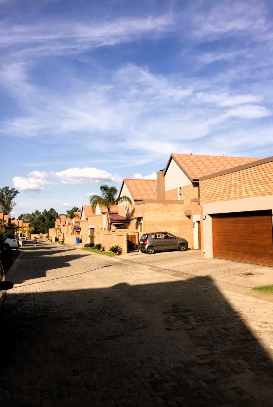 3 Bedroom Property for Sale in Equestria Gauteng