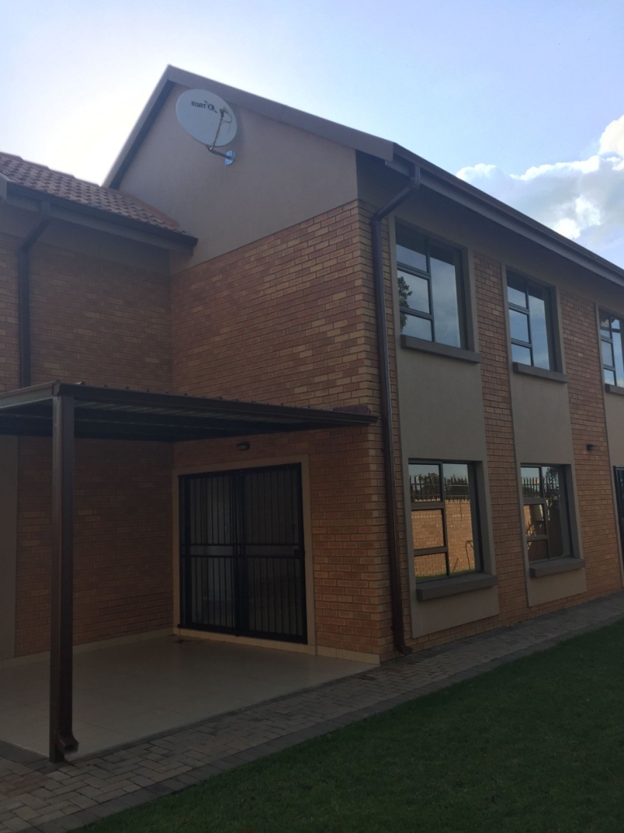 3 Bedroom Property for Sale in Equestria Gauteng
