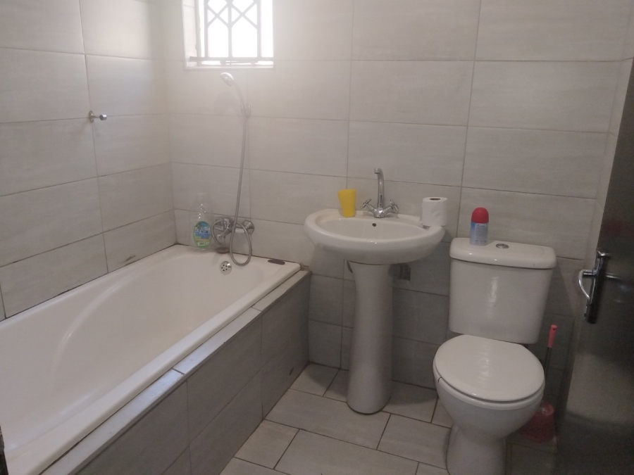 To Let 3 Bedroom Property for Rent in Mamelodi East Gauteng