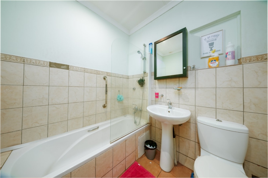 3 Bedroom Property for Sale in Edendale Gauteng