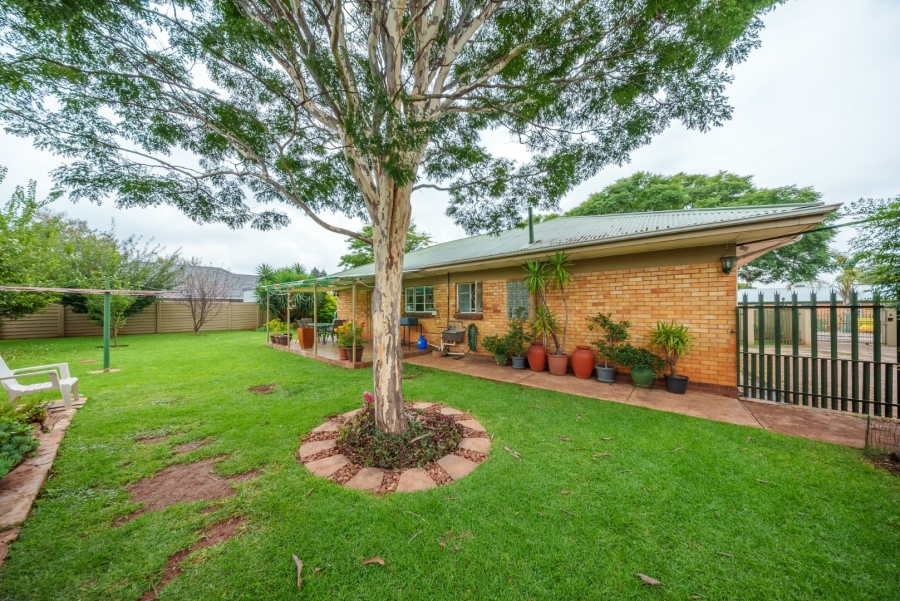 3 Bedroom Property for Sale in Edendale Gauteng