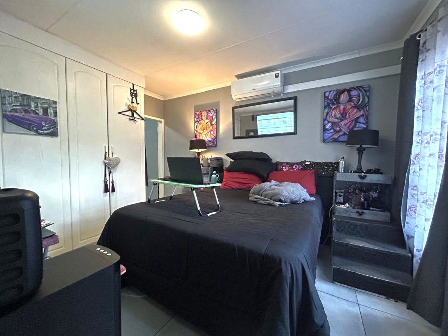 3 Bedroom Property for Sale in Highveld Gauteng