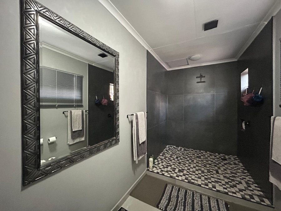 3 Bedroom Property for Sale in Highveld Gauteng