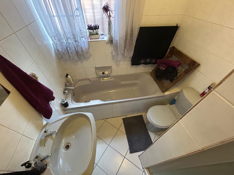 3 Bedroom Property for Sale in Highveld Gauteng