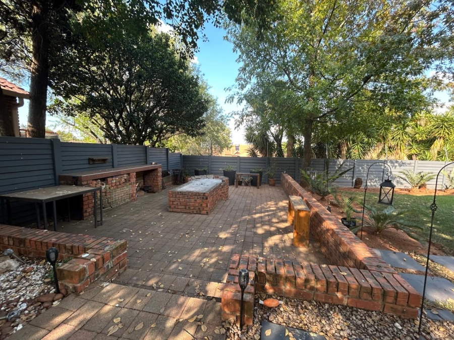 3 Bedroom Property for Sale in Highveld Gauteng