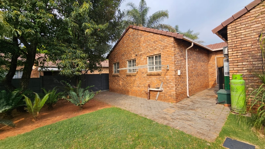 3 Bedroom Property for Sale in Highveld Gauteng