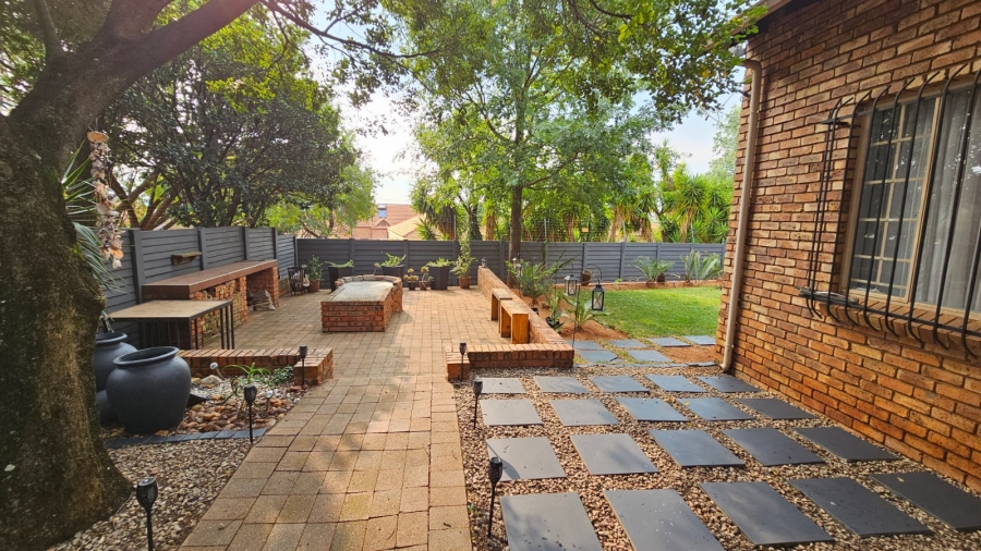 3 Bedroom Property for Sale in Highveld Gauteng
