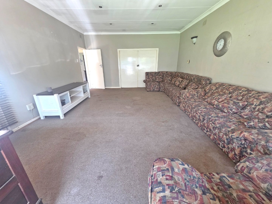 4 Bedroom Property for Sale in Strubenvale Gauteng