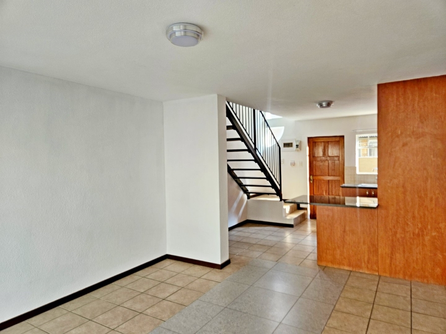 2 Bedroom Property for Sale in Birchleigh Gauteng