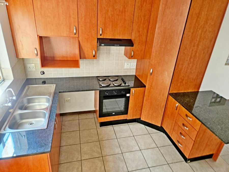 2 Bedroom Property for Sale in Birchleigh Gauteng